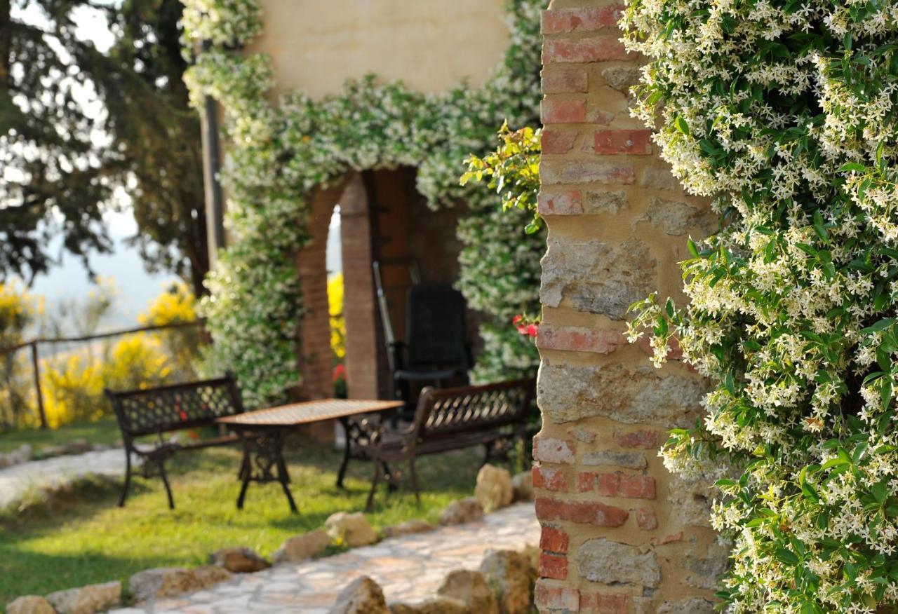 Agriturismo Villa Felice Volterra Habitación foto